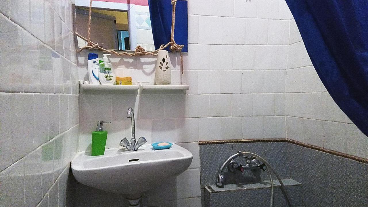 Hostel Drive ลวีฟ ภายนอก รูปภาพ