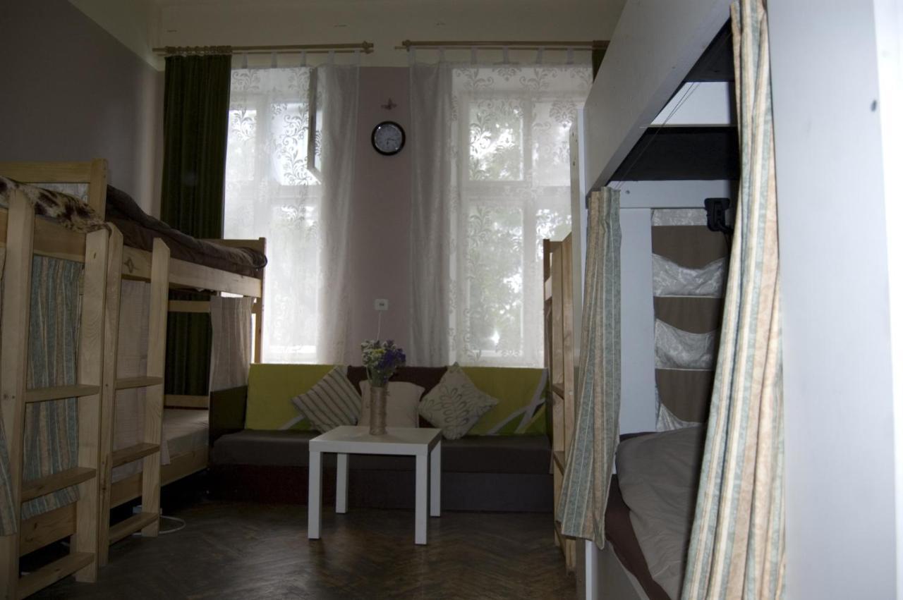 Hostel Drive ลวีฟ ภายนอก รูปภาพ